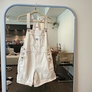 Levi’s overalls shorts vintage wash